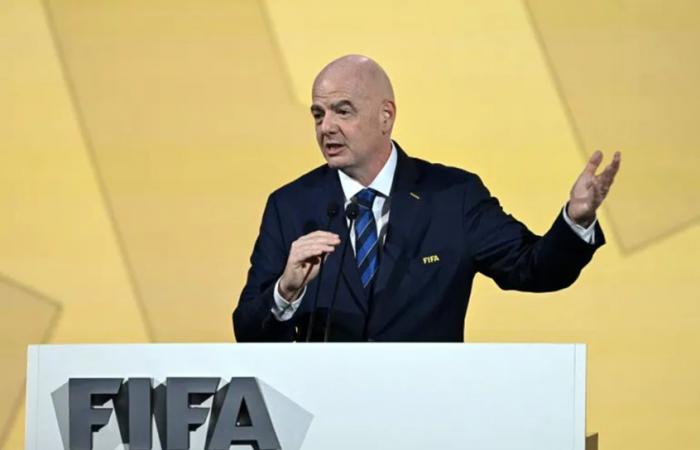 إنفانتينو يتلقى هدية غير متوقعة في طوكيو