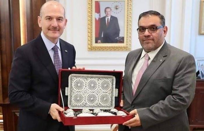 رغم التصريحات الرسمية.. تركيا تواصل ترحيل السوريين