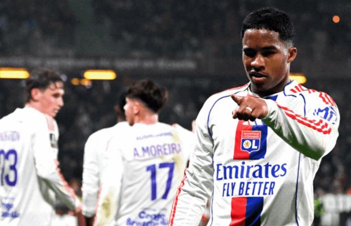 إندريك يبدأ مشواره مع ليون بجائزة أفضل لاعب في الشهر