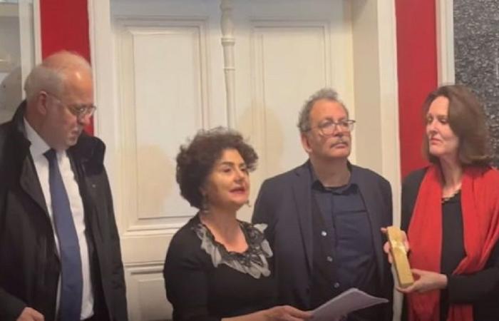 منح جائزة “غار لقمان سليم” لشبلي الملاط