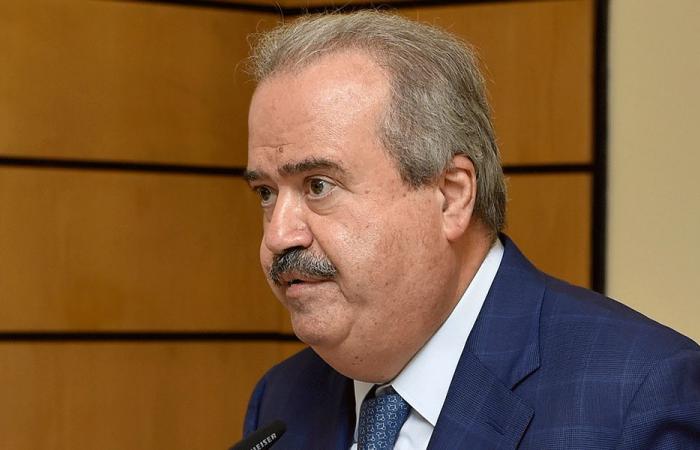 جابر: الحكومة ملتزمة اتباع سياسات مسؤولة