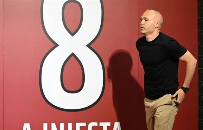 زيارة إنييستا للمغرب تثير التكهنات... دور "فني" أو "ترويجي" لمونديال 2030