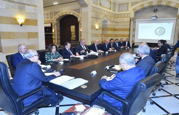 ملفات ضاغطة أمام الحكومة الاثنين