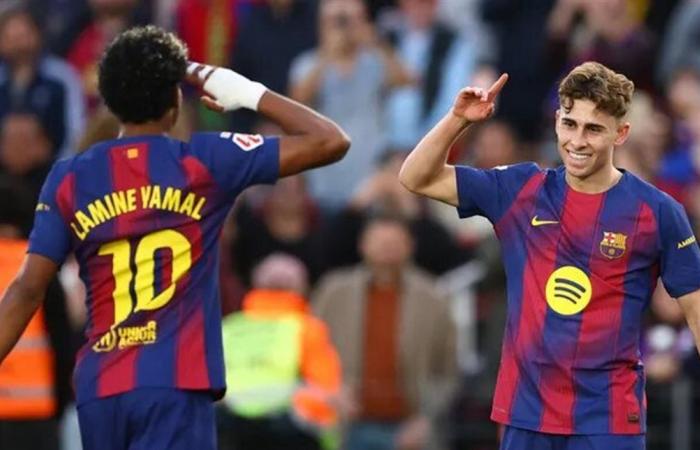 برشلونة يعود لصدارة الدوري الإسباني بفوز كاسح على ليفانتي
