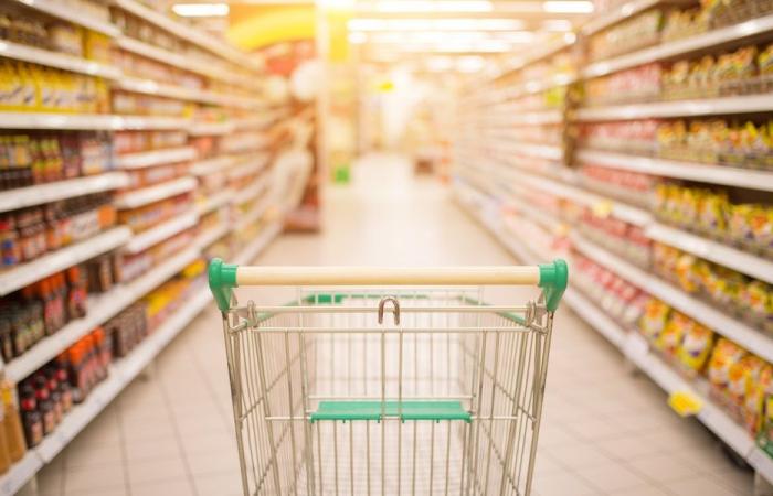 مناشدة للدولة حول رفع الأسعار: للضرب بيد من حديد!