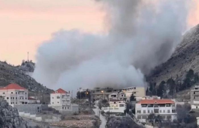 إسرائيل تدمّر جسرين وتقطع الطرق بين مرجعيون والليطاني