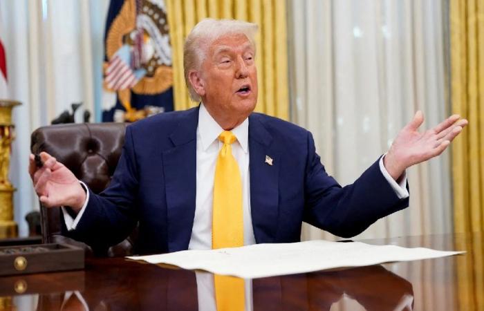 ترامب يهدد إيران: الجسور ثم محطات توليد الكهرباء