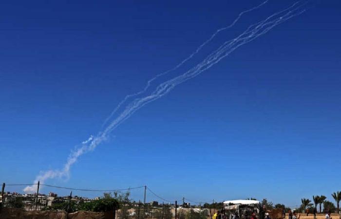 إسرائيل تعترض 3 صواريخ أطلقت من لبنان