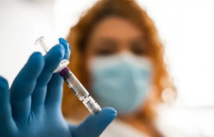 لقاح جديد للحمى الصفراء يحقق نتائج قوية وآمال مبشرة