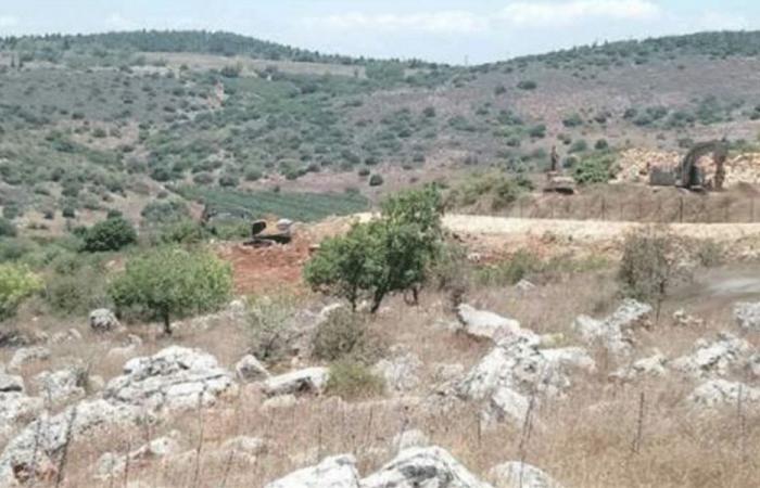 الجيش الإسرائيلي يواصل عمليات التدمير في ميس الجبل