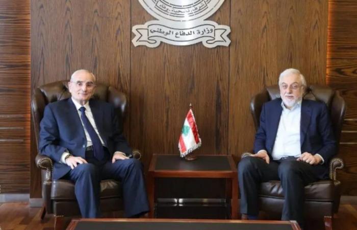 منسّى عرض مع الصمد التطورات الامنية