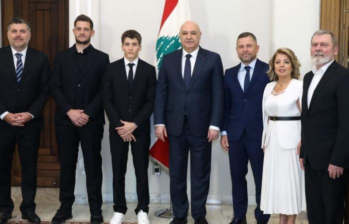 عون هنّأ كريستوفر فغالي بفوزه في Eurocup-3
