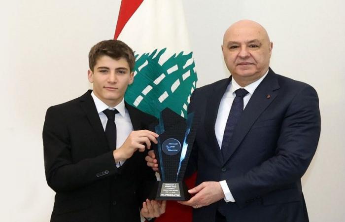 عون هنّأ كريستوفر فغالي بفوزه في Eurocup-3