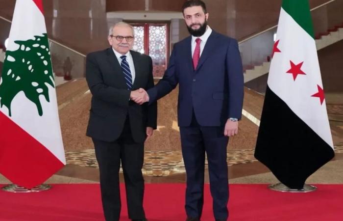 لبنان يطالب بفتح معابر مع سوريا.. والشرع: ندعم الحكومة!