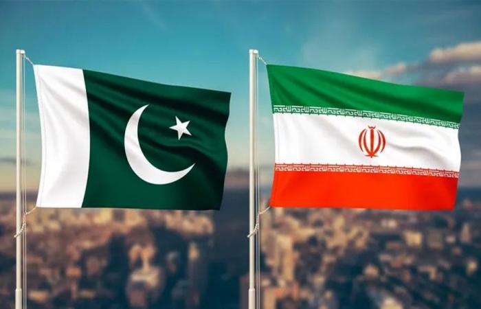 باكستان وإيران تبحثان التطورات الإقليمية