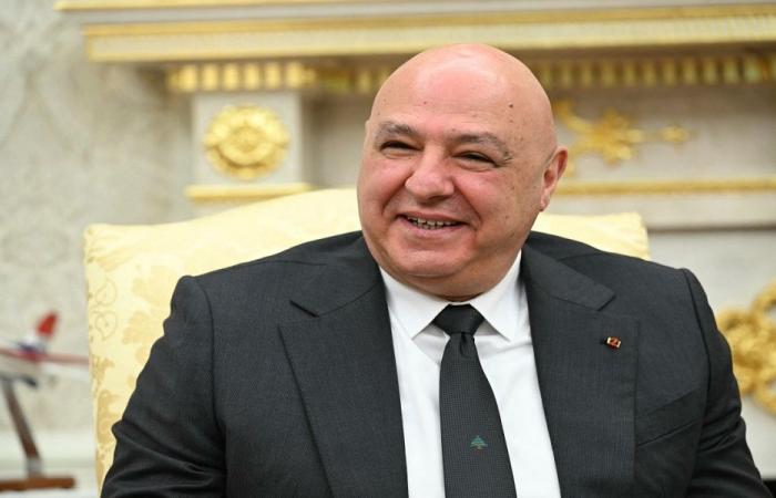 عون إلى باريس لبحث الأوضاع والمشاركة في مؤتمر دعم الجيش
