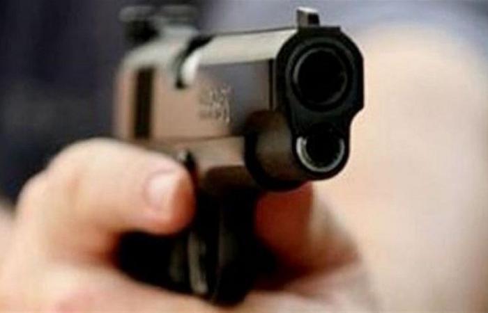 في عكار… أطلق النار على والدته وأصابها بثلاث طلقات