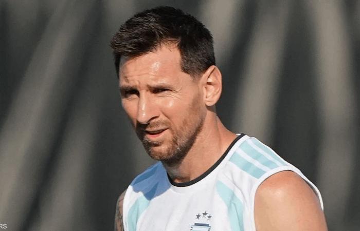 ميسي يكشف سر جيل برشلونة الذهبي